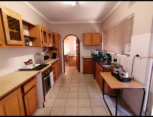 4 BEDROOM HOUSE SOLD IN SARNIA
